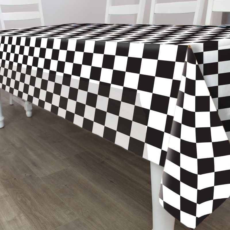 Checkered Table Cover lifestyle 6bb704ae 7b1e 42ef abad 1e6bc110e876