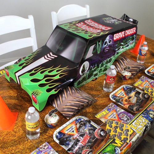 Monster Jam Wall Crawler Party Table